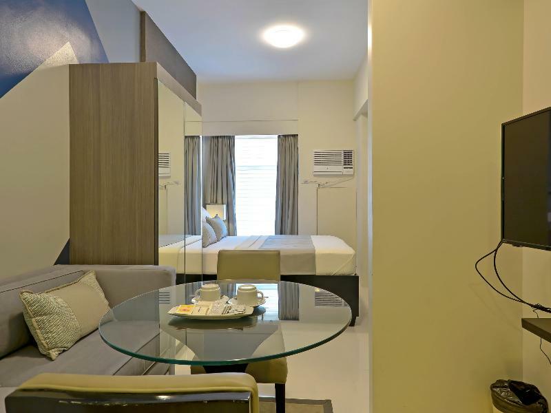 Currency Serviced Suites Pasig City Exterior photo