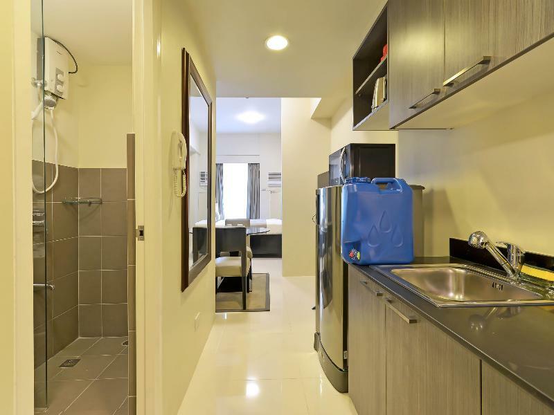 Currency Serviced Suites Pasig City Exterior photo